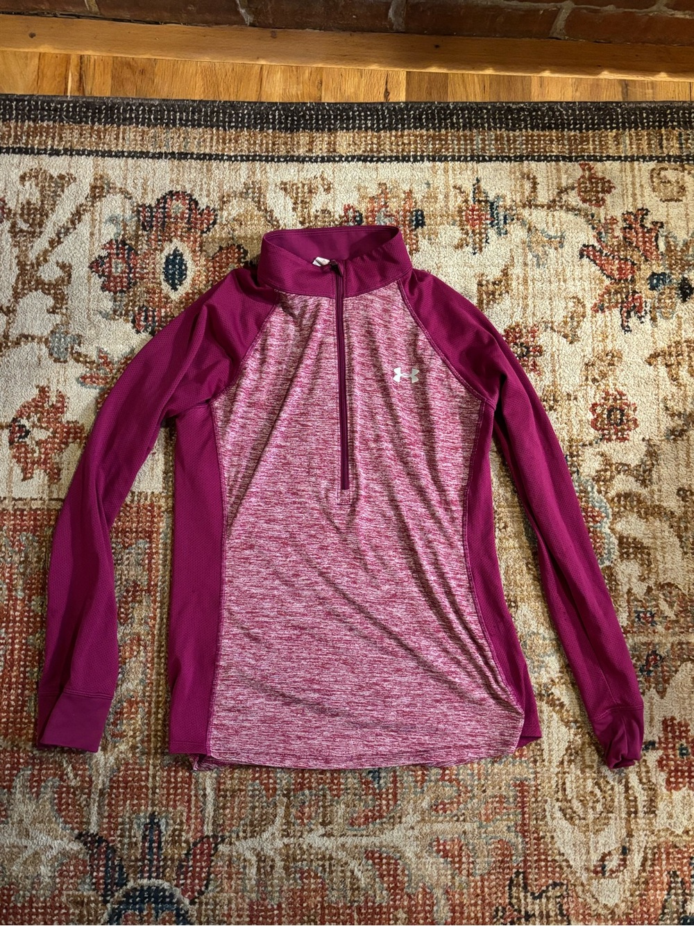 Under Armour Berry Heather Half Zip Pullover Size M